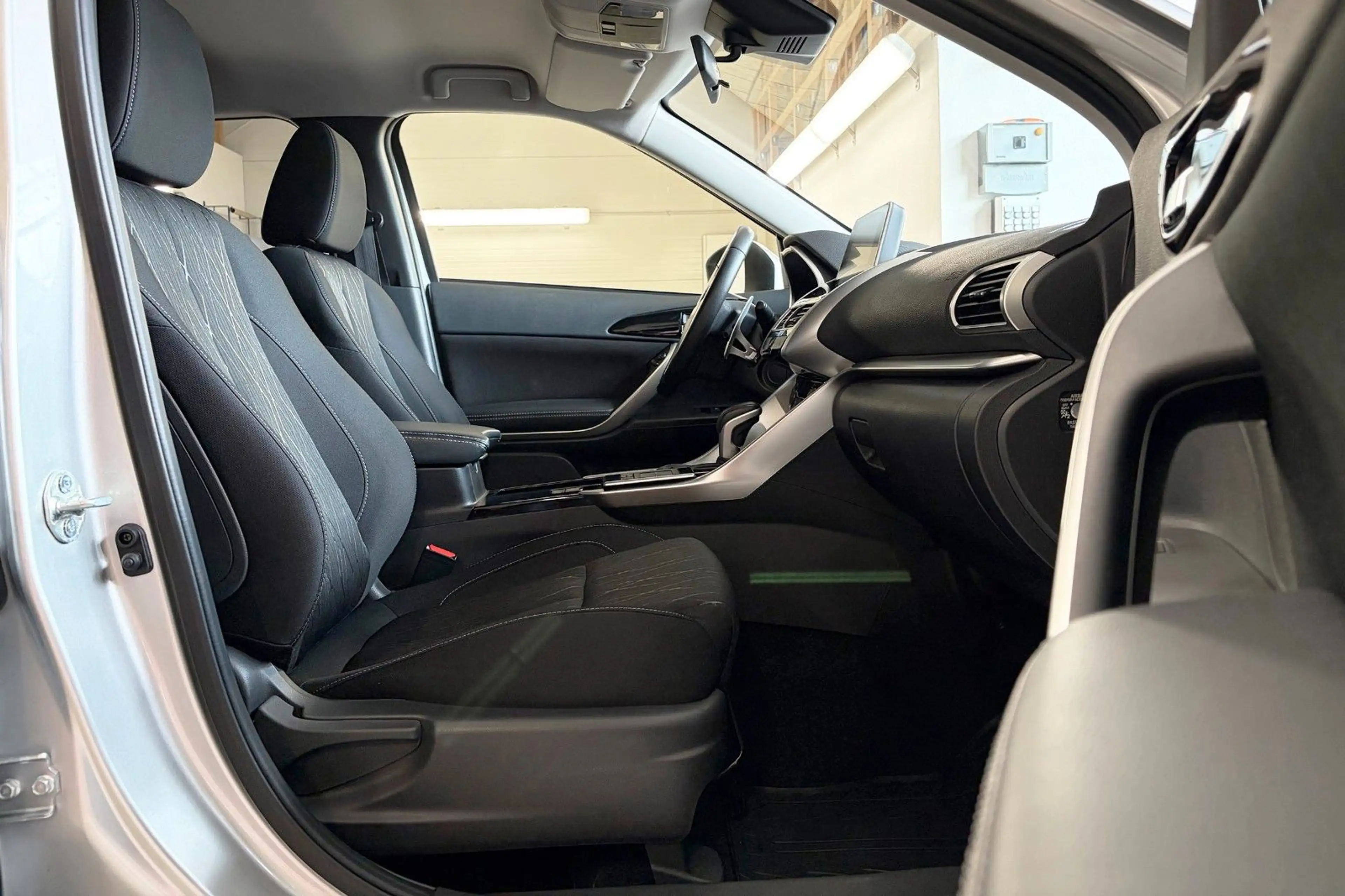 Mitsubishi Eclipse Cross Intro Edition 4WD*DAB*NAVI*CarPlay — photo 10