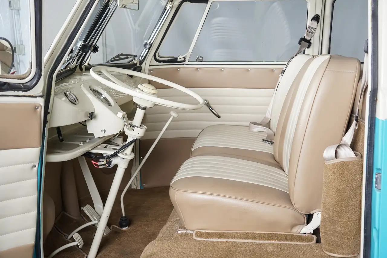 Volkswagen T1 23 Window Deluxe 48CV, foto 11