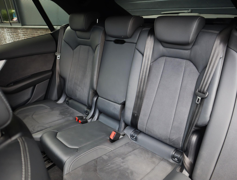 Audi Q8 55 TFSI e quattro Pro Line Advanced Compentition | — photo 12