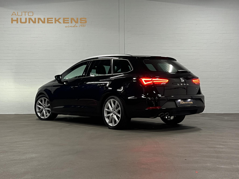 SEAT Leon ST 1.5 TSI FR Business Intense | Cruise control | — photo 6