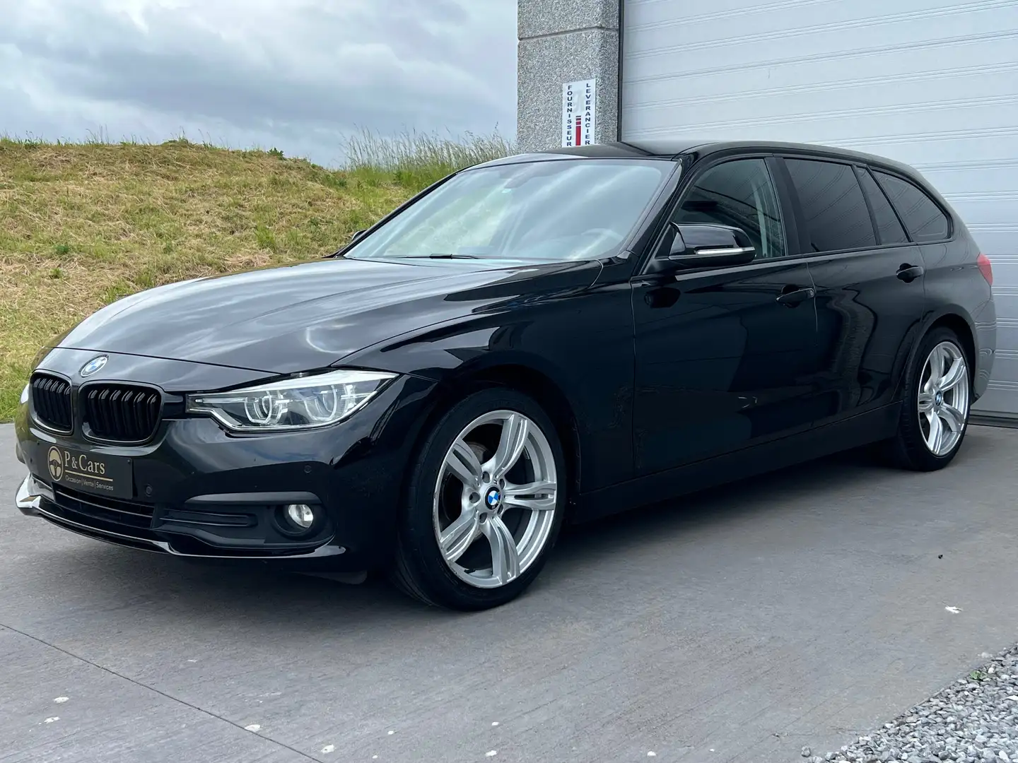 BMW 316 Touring dA Noir - 1