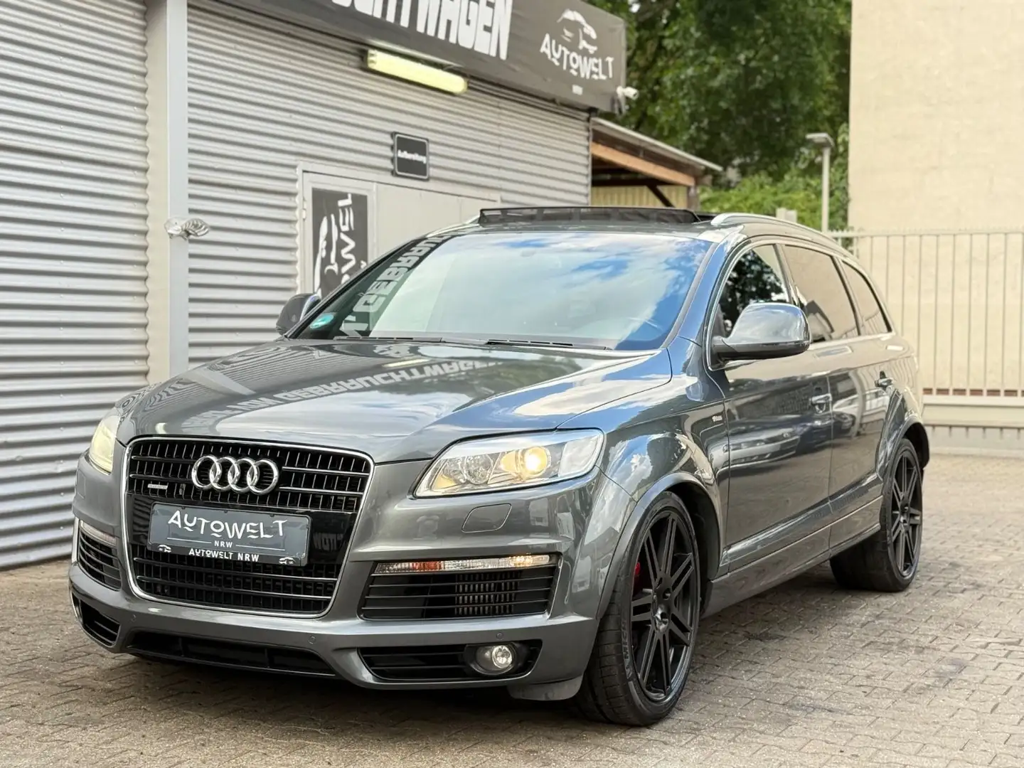 Audi Q7 3.0 TDI 3X S Line *3-HAND*PANO*BOSE*AHK*ACC* Gri - 2