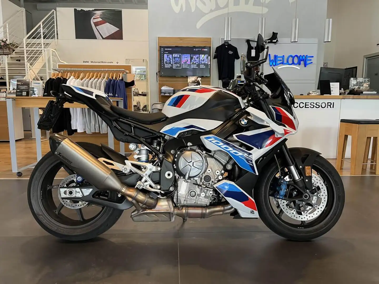 BMW M 1000 R Abs my23 Blanc - 1