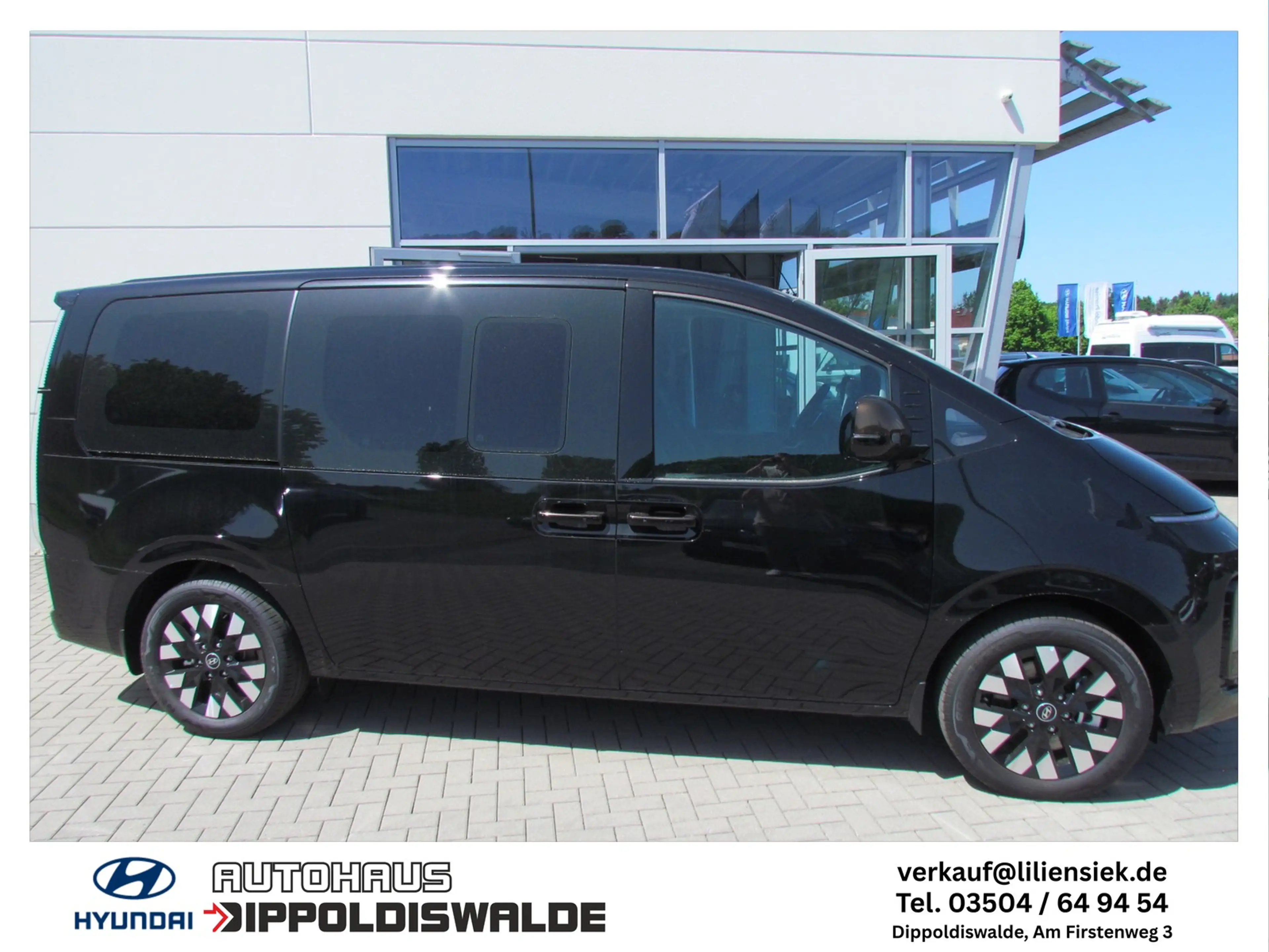 Hyundai STARIA 1.6 T-GDi Hybrid 6Aut Signature LED/BOSE/PDC — photo 2