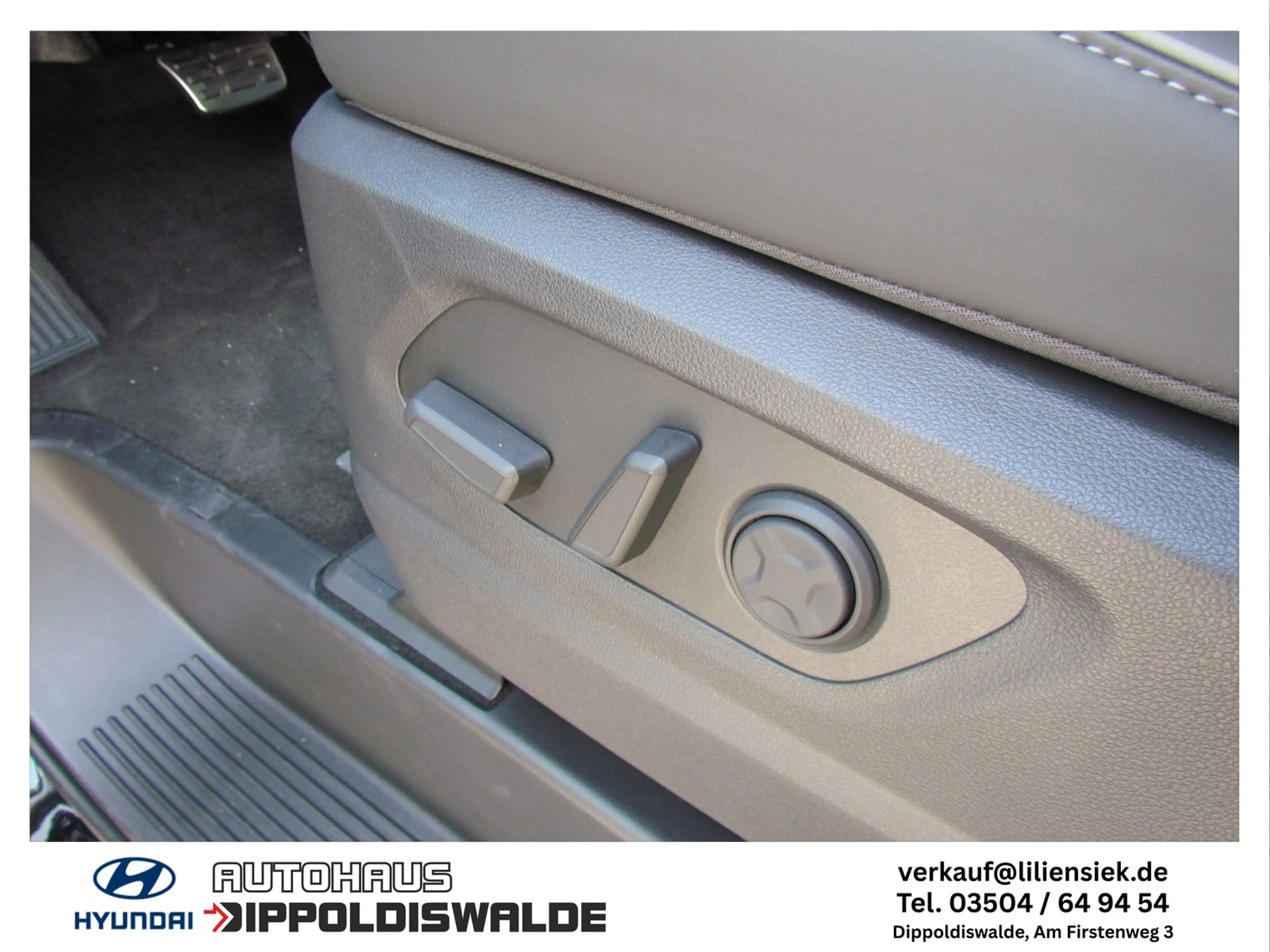 Hyundai STARIA 1.6 T-GDi Hybrid 6Aut Signature LED/BOSE/PDC — photo 12