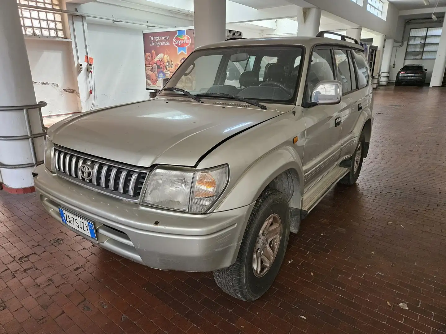 Toyota Land Cruiser Land Cruiser kdj95 5p 3.0 GX auto Argento - 1