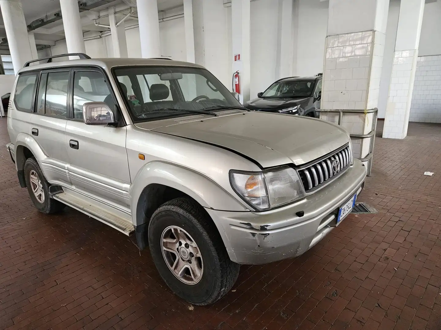 Toyota Land Cruiser Land Cruiser kdj95 5p 3.0 GX auto Argento - 2