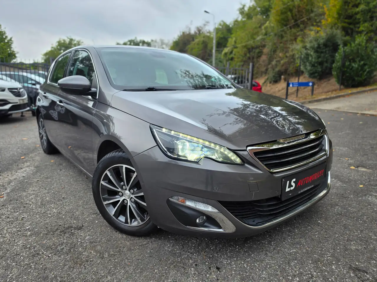 Peugeot 308