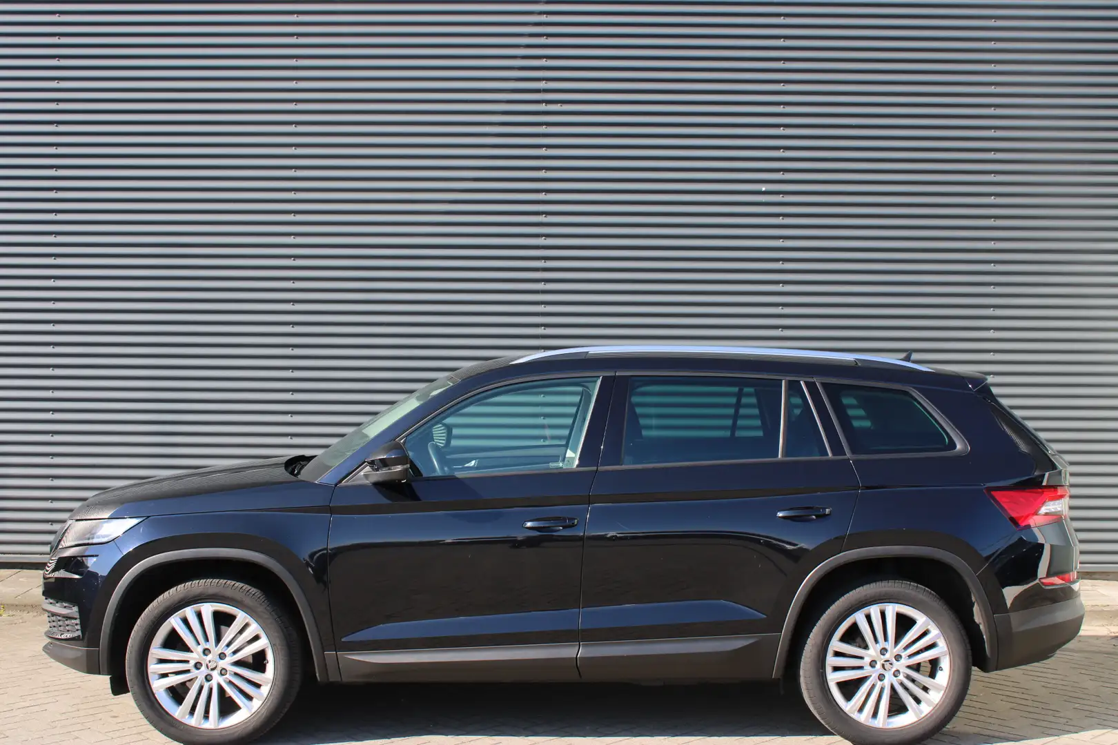 Skoda Kodiaq 1.5 TSI Business Leer/Alcantara Full-Led Adaptive- Noir - 2