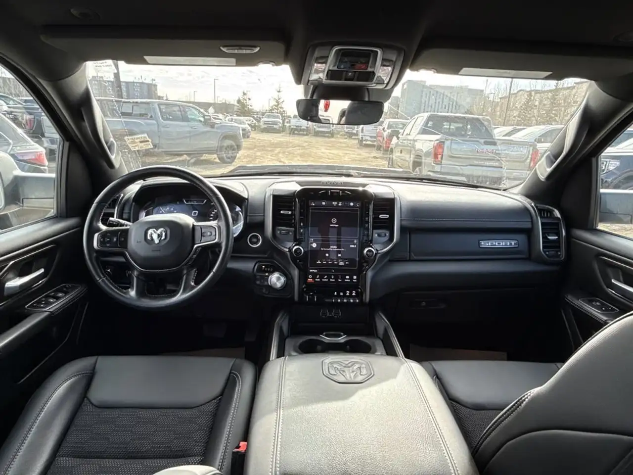 RAM 1500 снимка RAM 1500