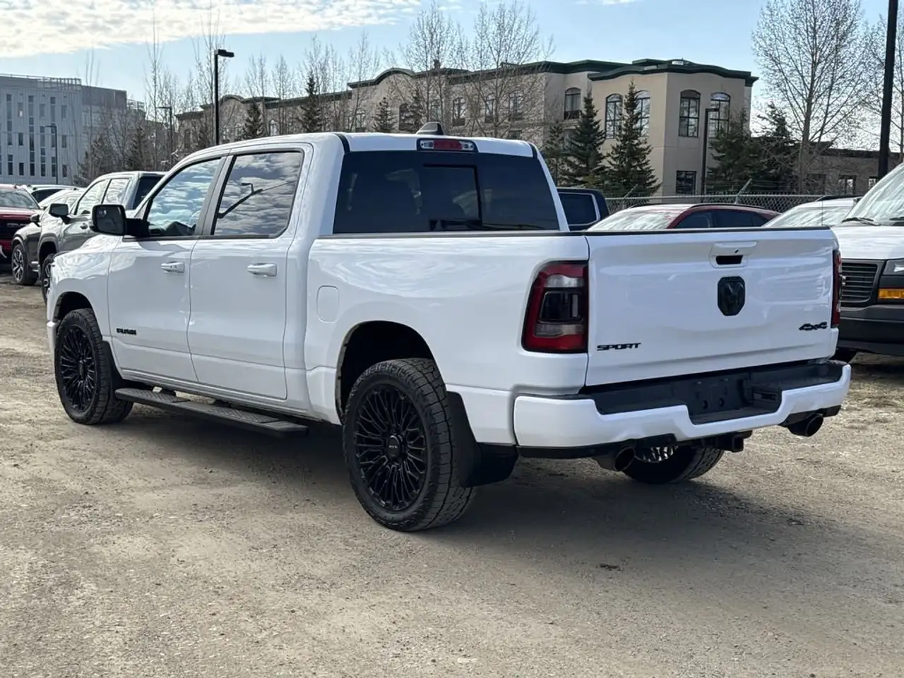 RAM 1500 снимка RAM 1500