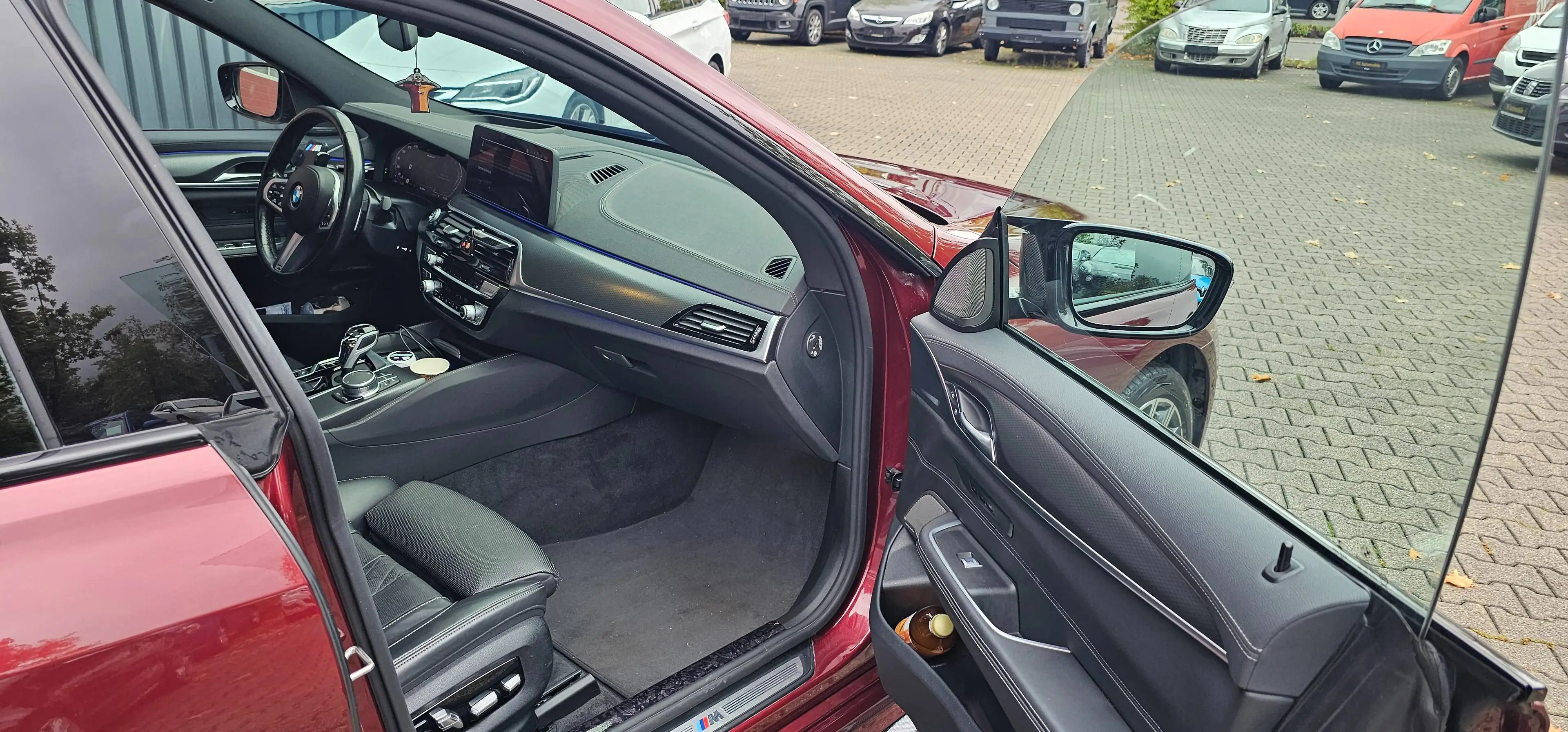 BMW 630 630 d GT xDrive M Sport/PANO/LASER/CARBON SPOILERN — photo 9
