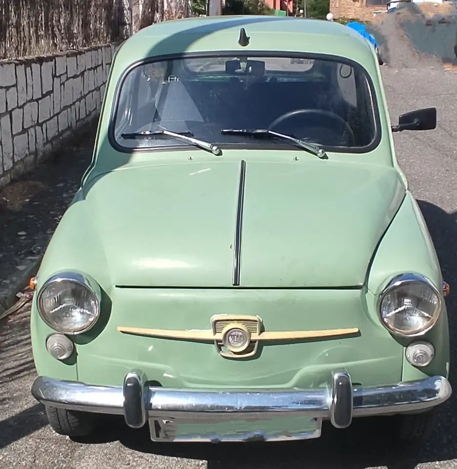 Seat 600E, foto 1