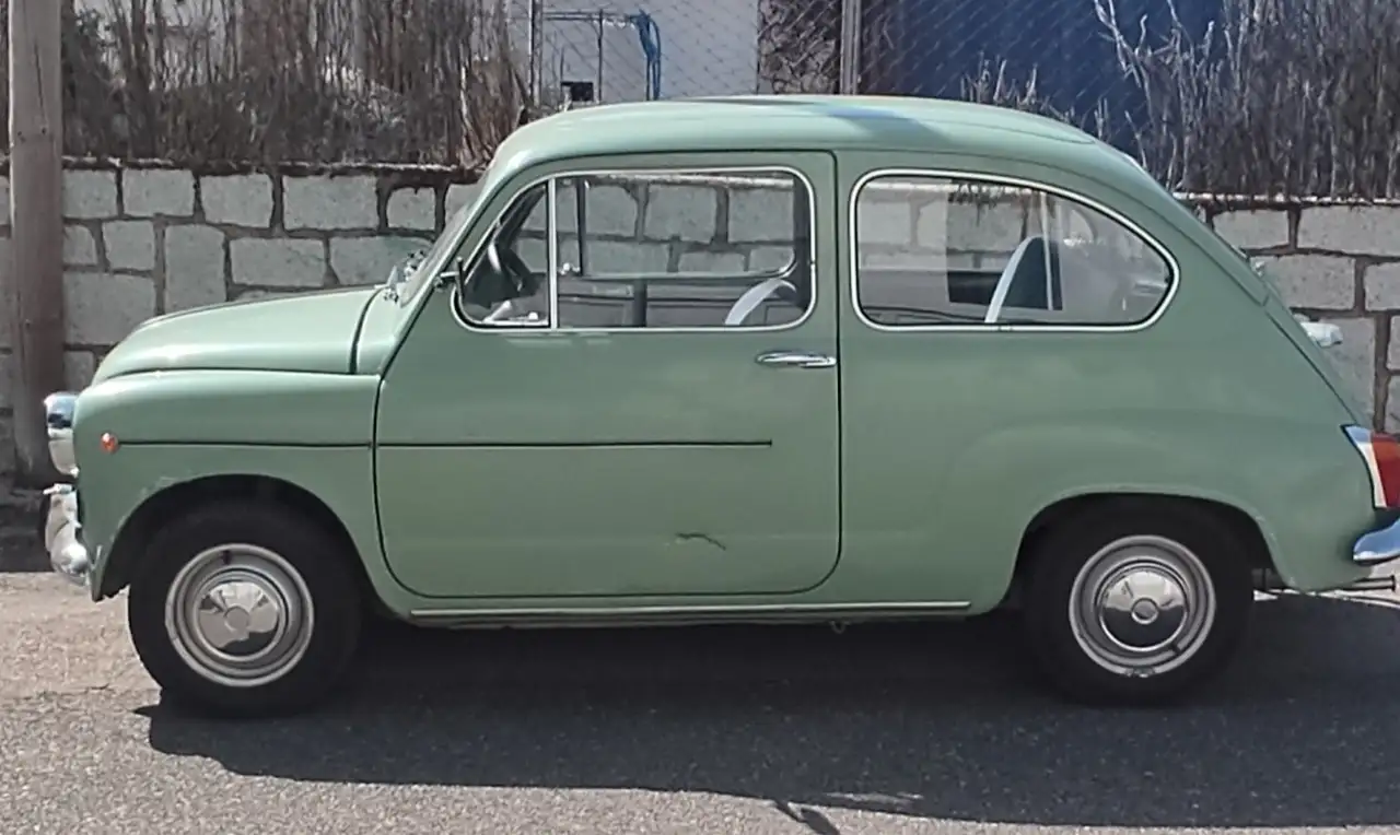 Seat 600E, foto 2