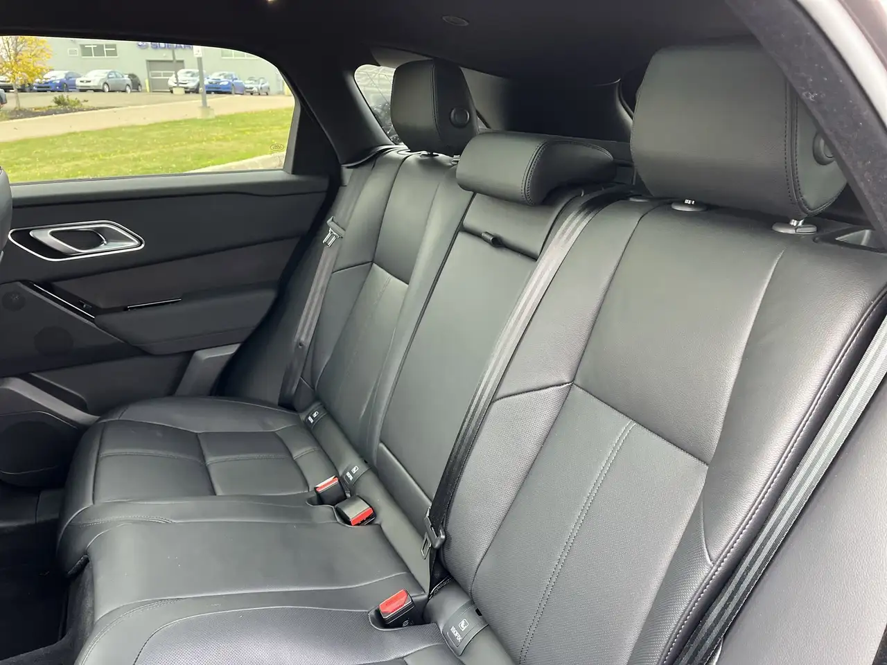 Land Rover Range Rover Velar снимка Land Rover Range Rover Velar