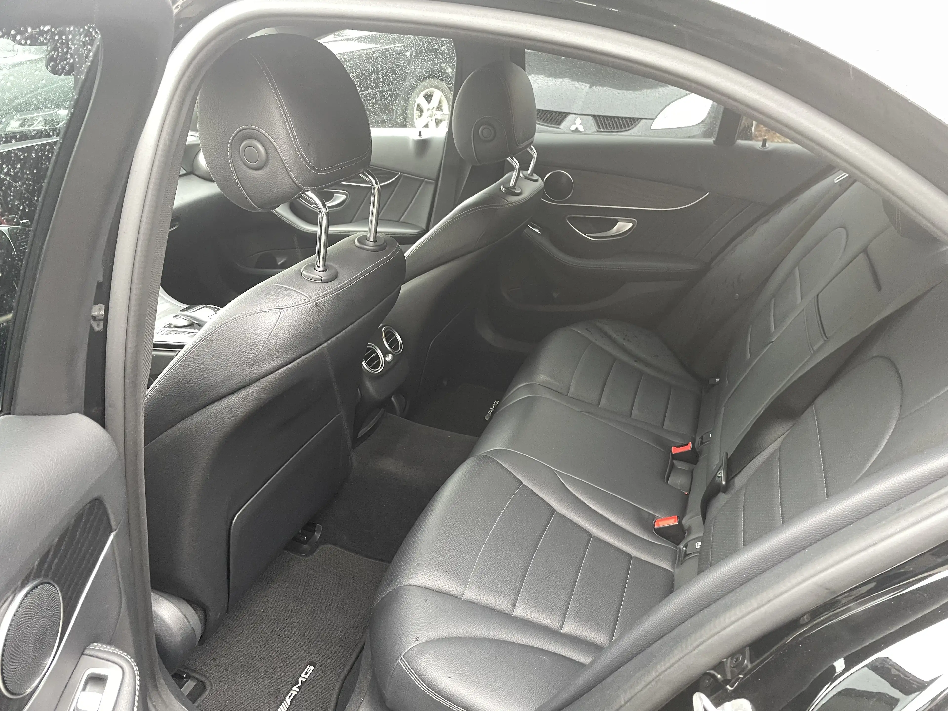 Mercedes-Benz C 400 C 400 4Matic 9G-TRONIC AMG Line — photo 8