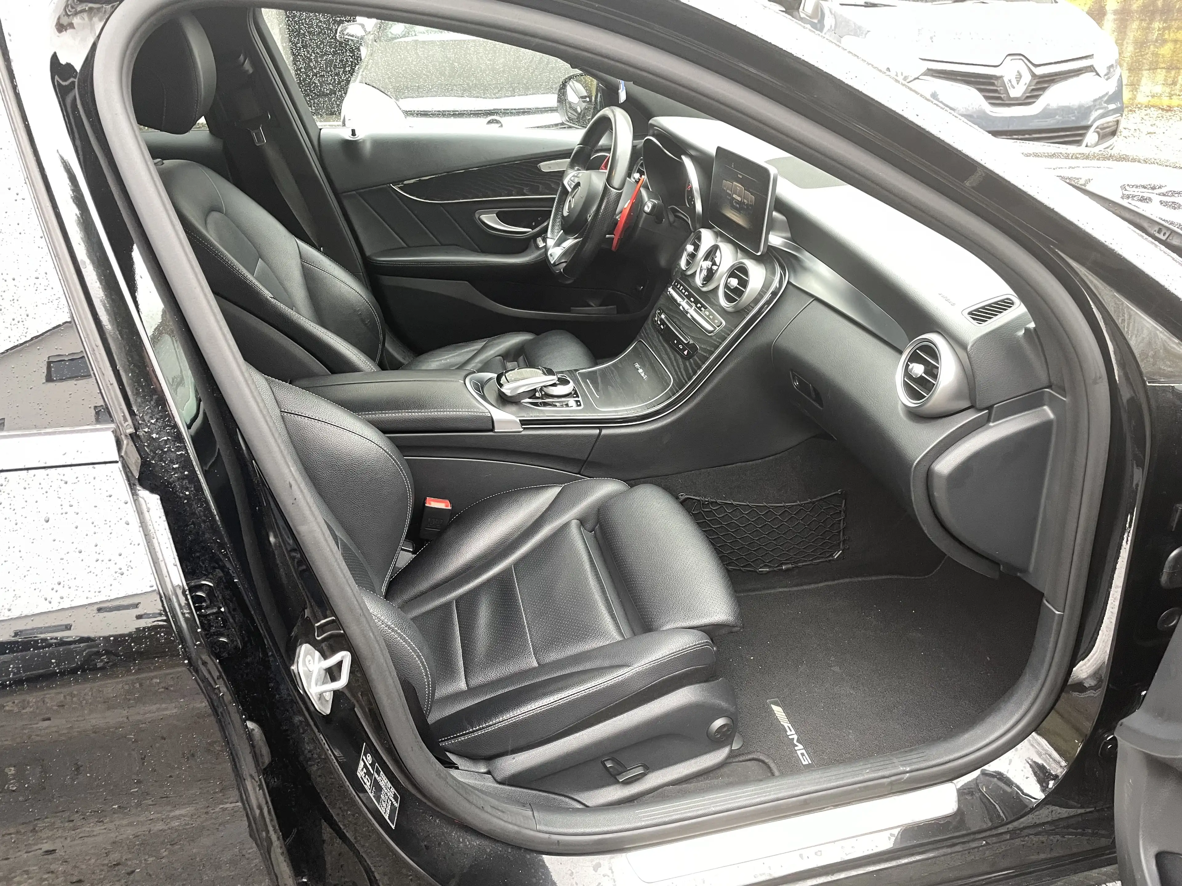 Mercedes-Benz C 400 C 400 4Matic 9G-TRONIC AMG Line — photo 14