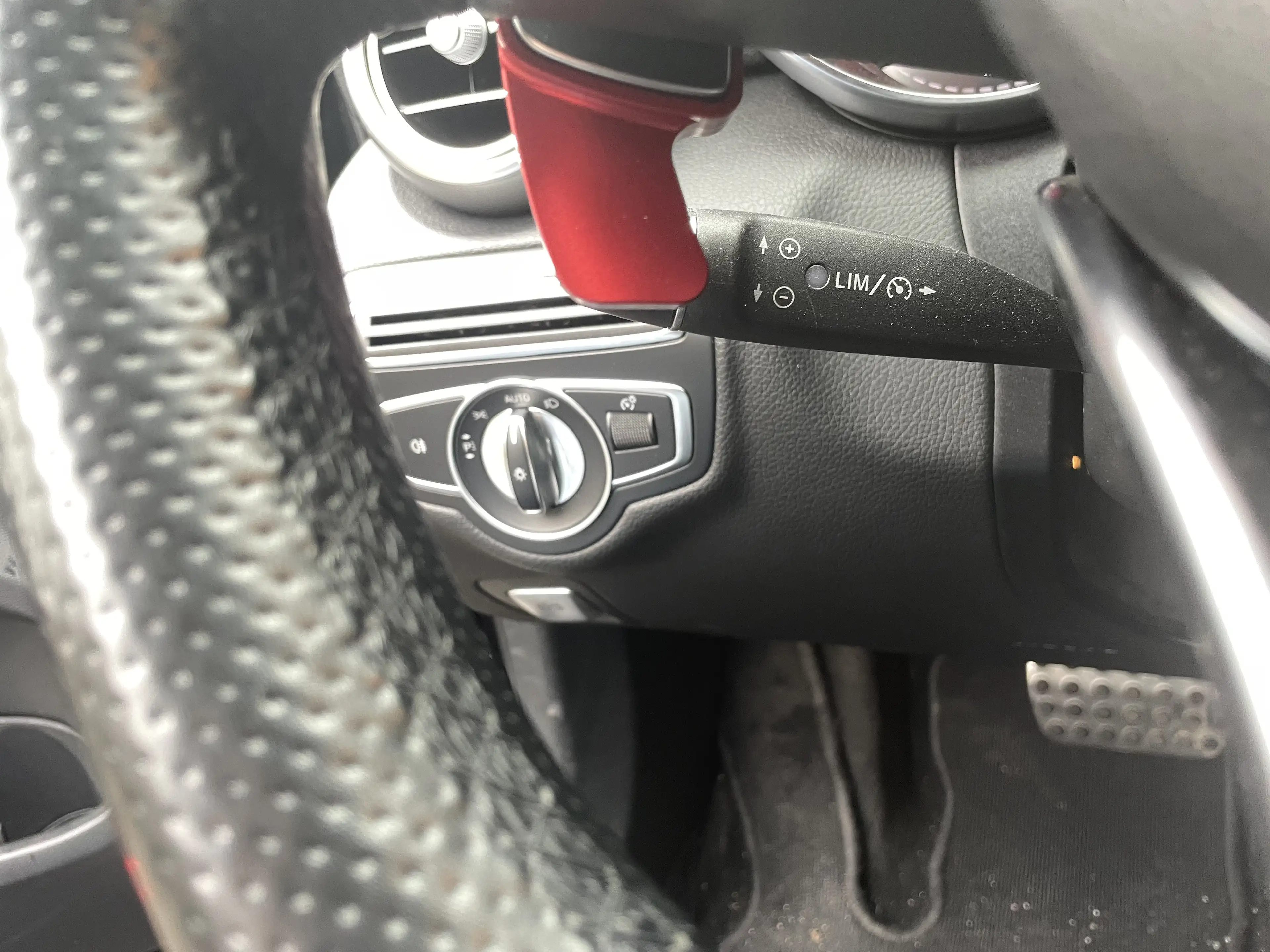 Mercedes-Benz C 400 C 400 4Matic 9G-TRONIC AMG Line — photo 13