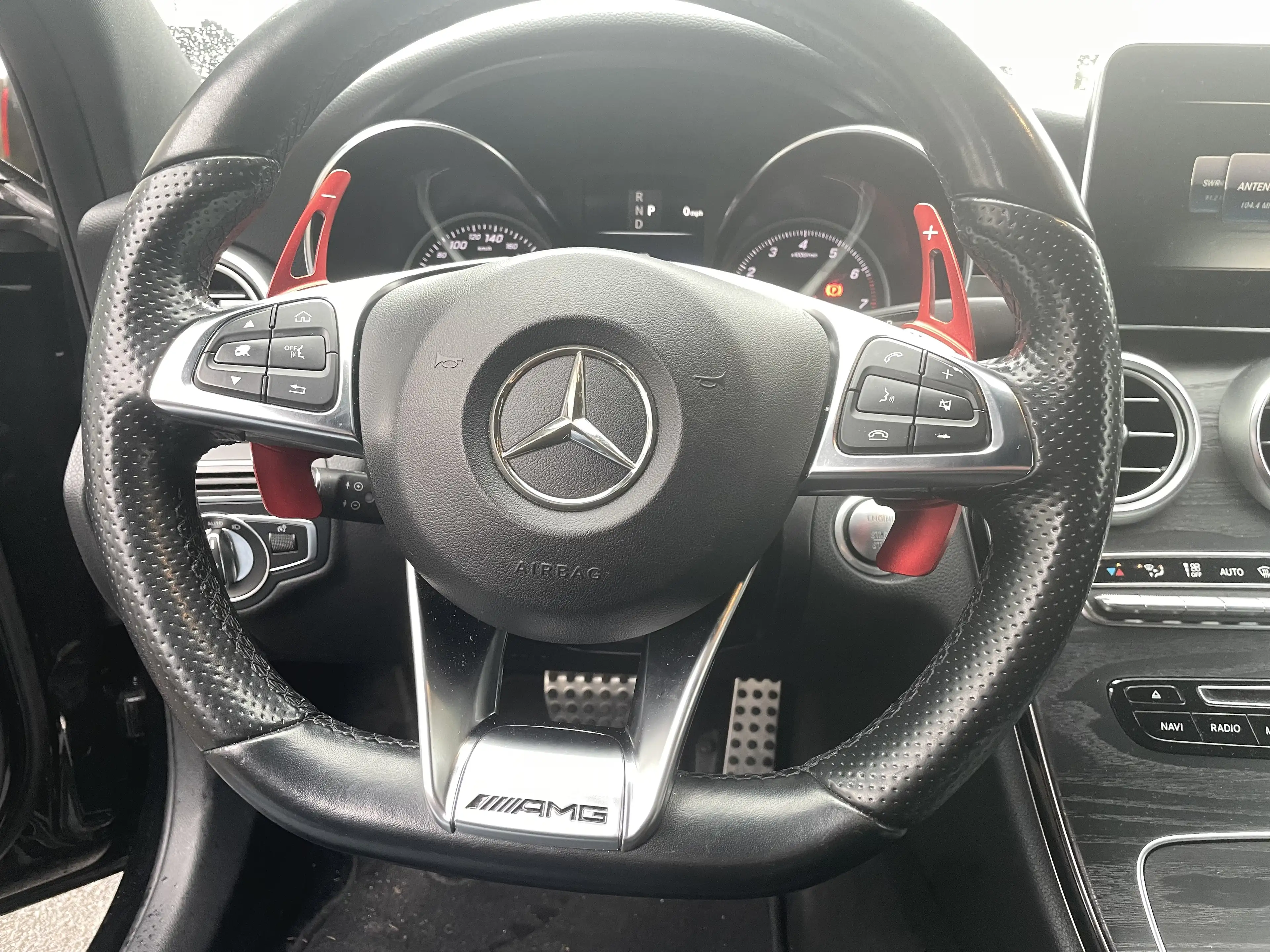 Mercedes-Benz C 400 C 400 4Matic 9G-TRONIC AMG Line — photo 12