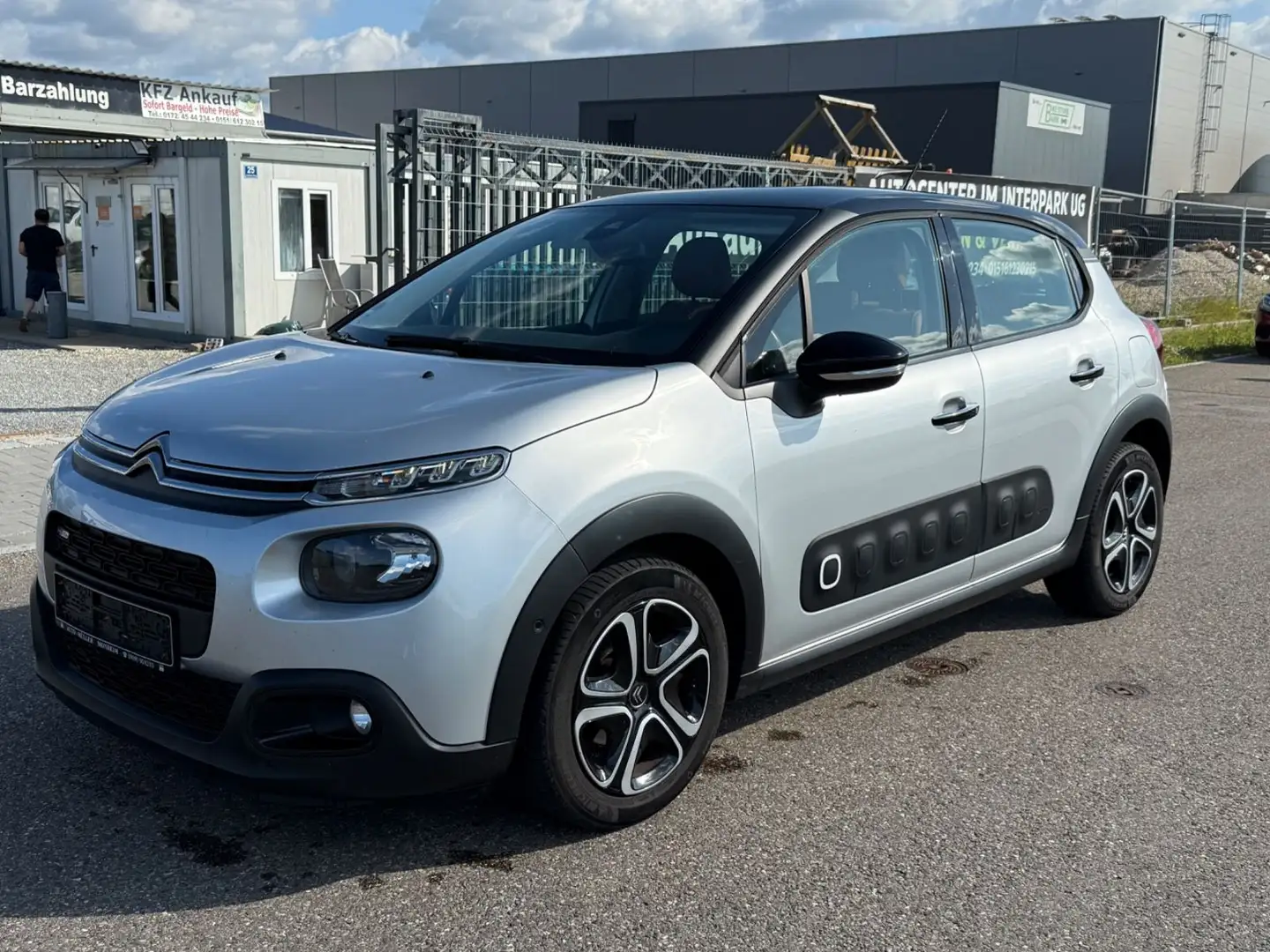 Citroen C3 Shine/Kamera/Klimaautomatik/2.Hand/LED Argent - 1