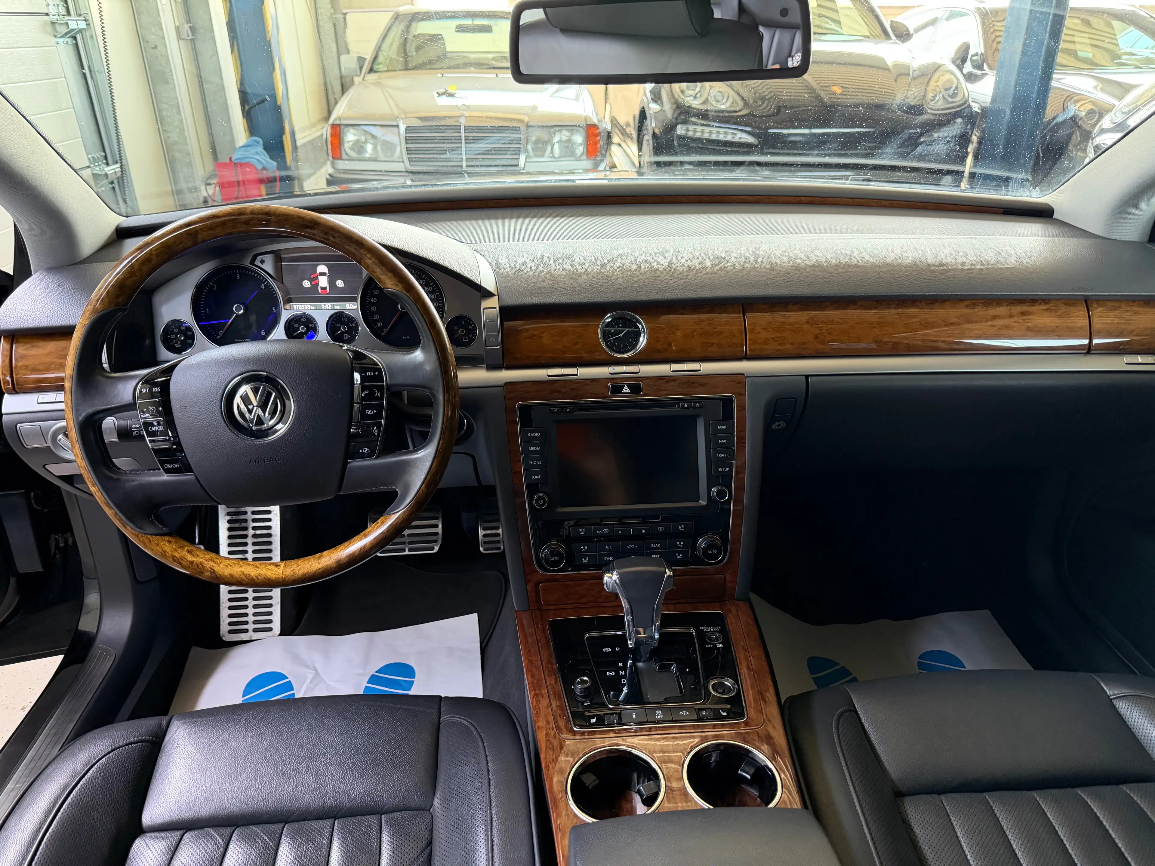 Volkswagen Phaeton 3.0 V6 TDI 4M LANG*EGSD*TÜV NEU*VOLL*TOP — photo 10