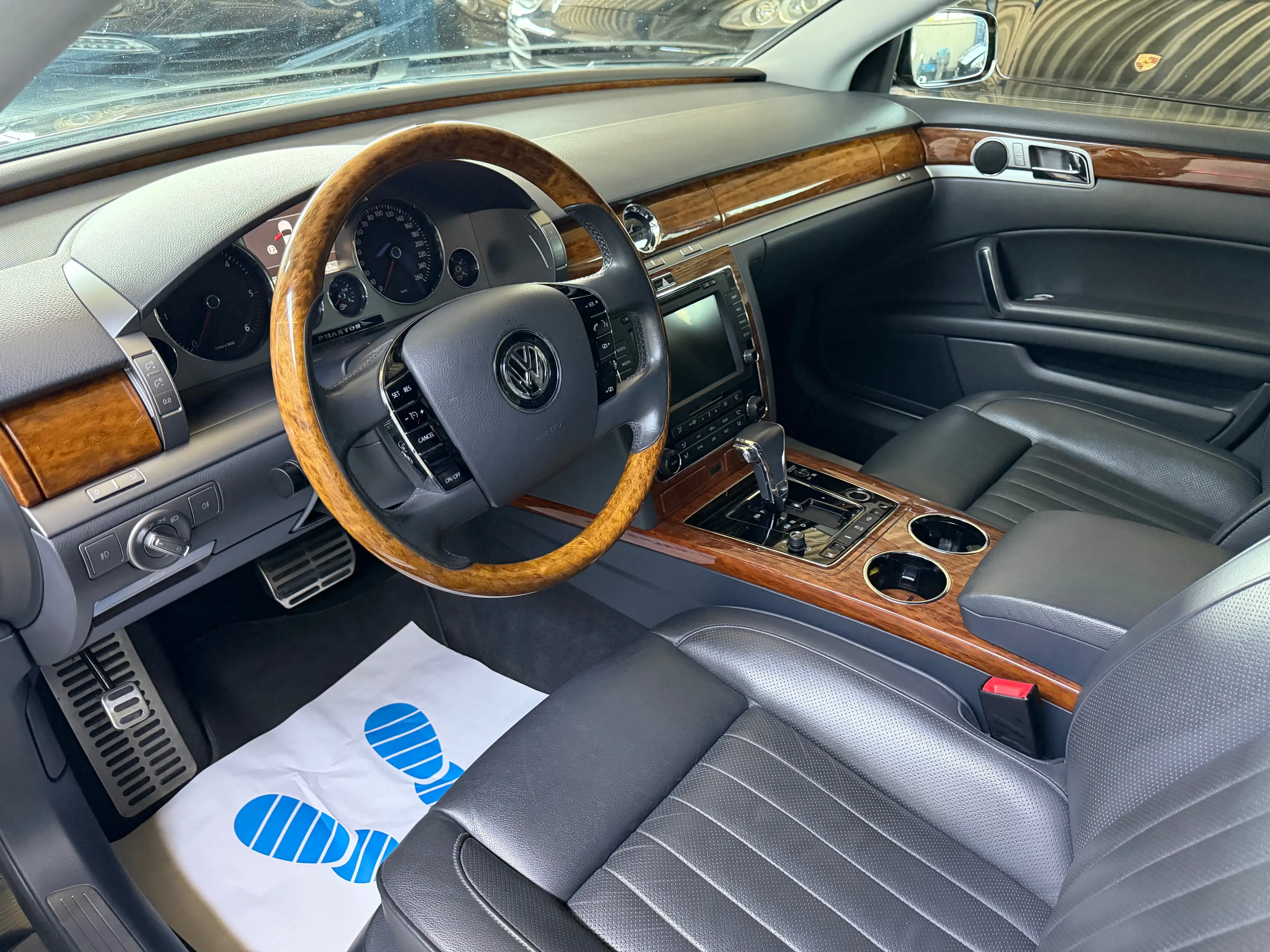 Volkswagen Phaeton 3.0 V6 TDI 4M LANG*EGSD*TÜV NEU*VOLL*TOP — photo 15