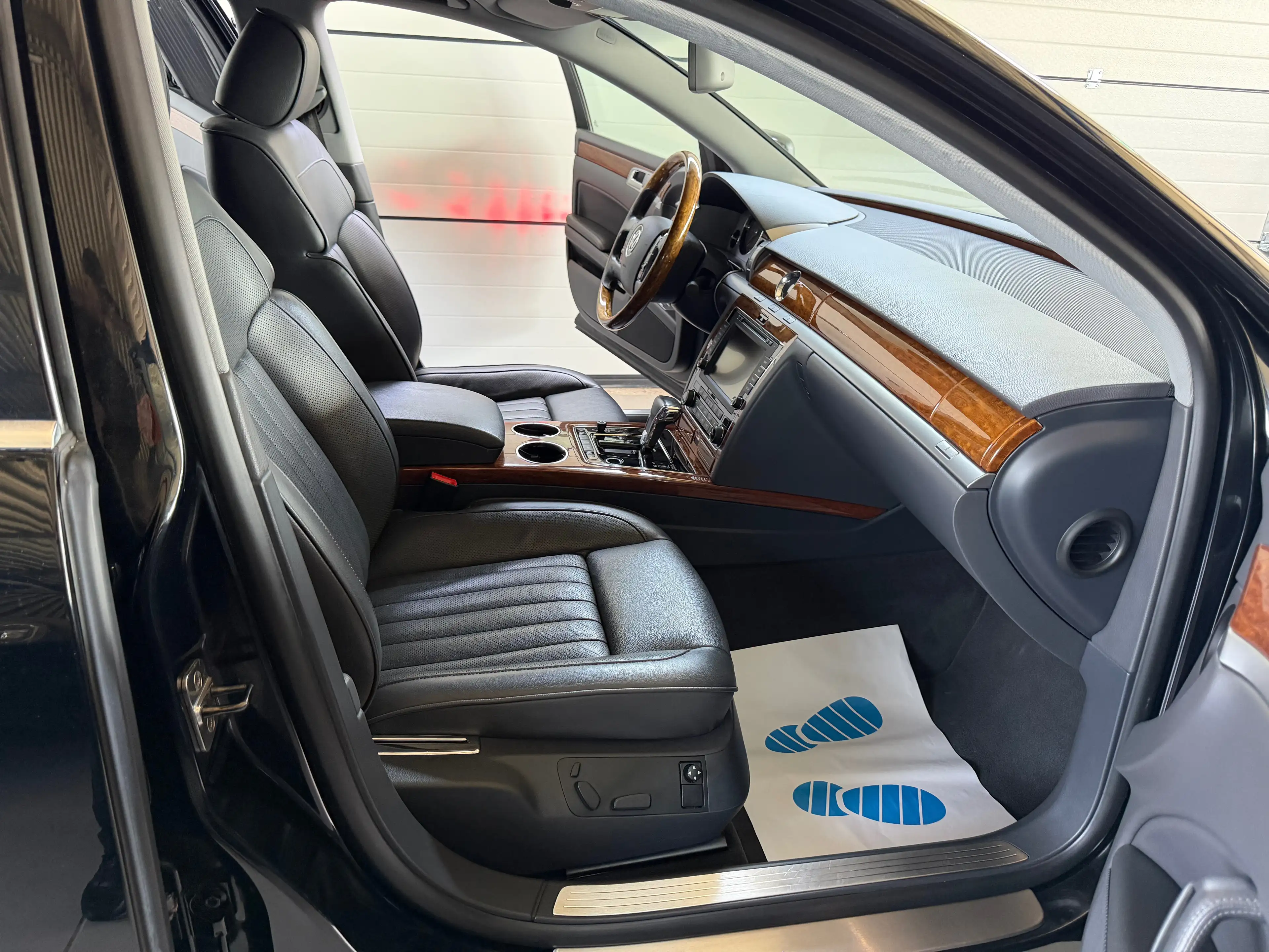 Volkswagen Phaeton 3.0 V6 TDI 4M LANG*EGSD*TÜV NEU*VOLL*TOP — photo 12