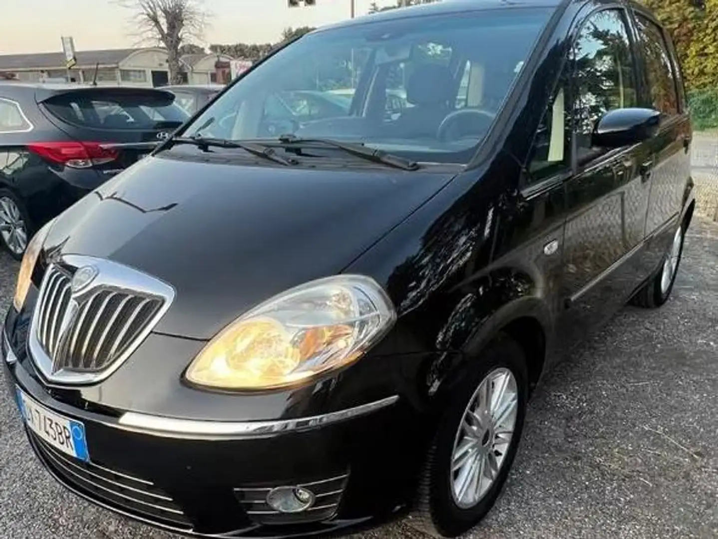 Lancia MUSA Musa 1.4 8v Diva (argento) Nero - 2