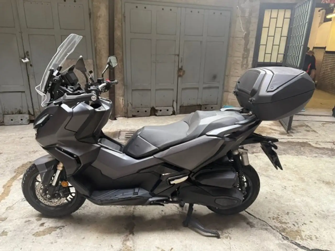 Honda ADV 350