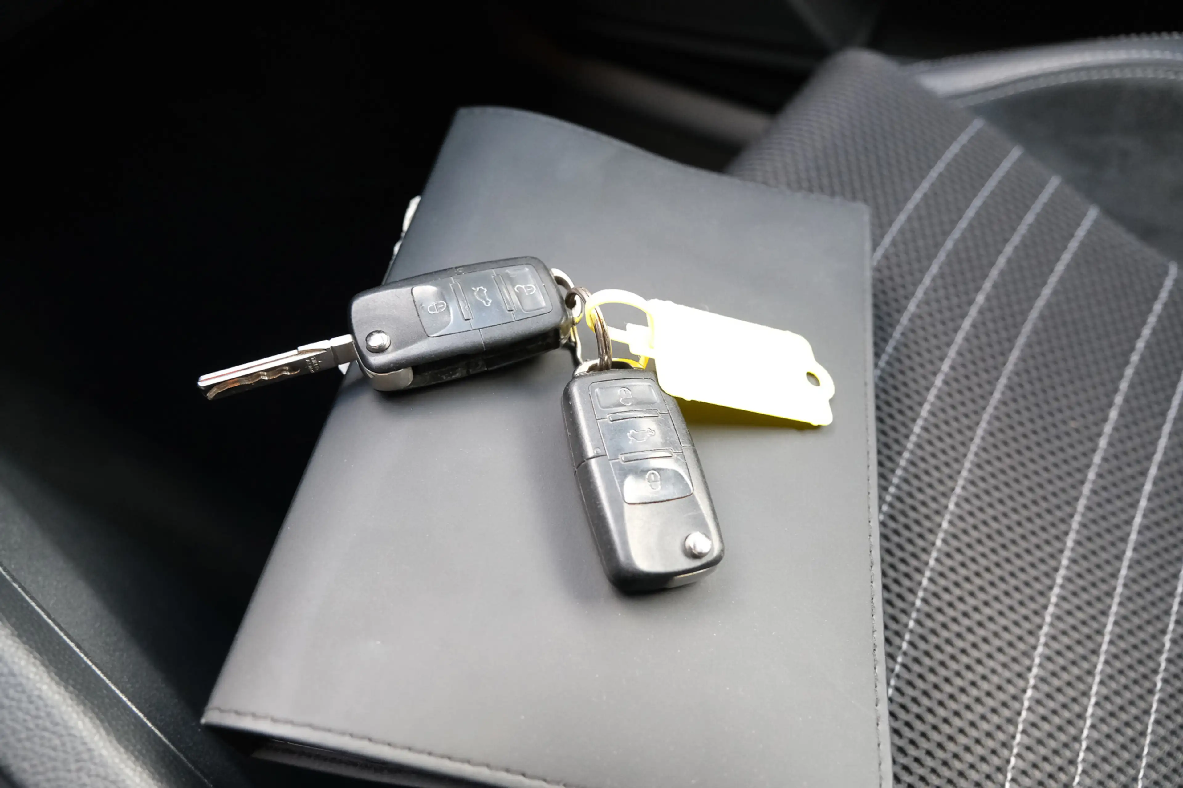 Volkswagen Scirocco 1.4 TSI Highline Plus — photo 33