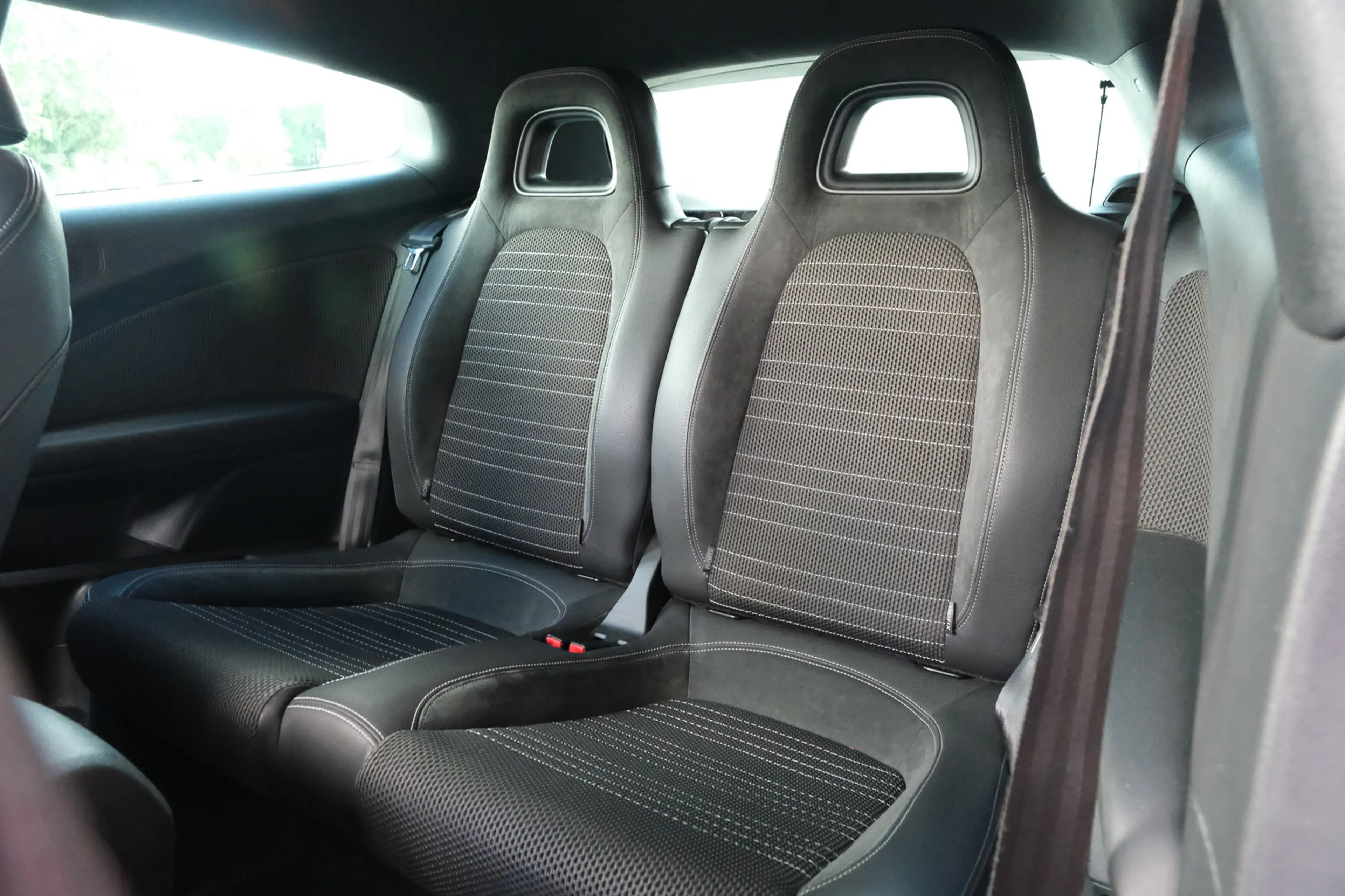 Volkswagen Scirocco 1.4 TSI Highline Plus — photo 27