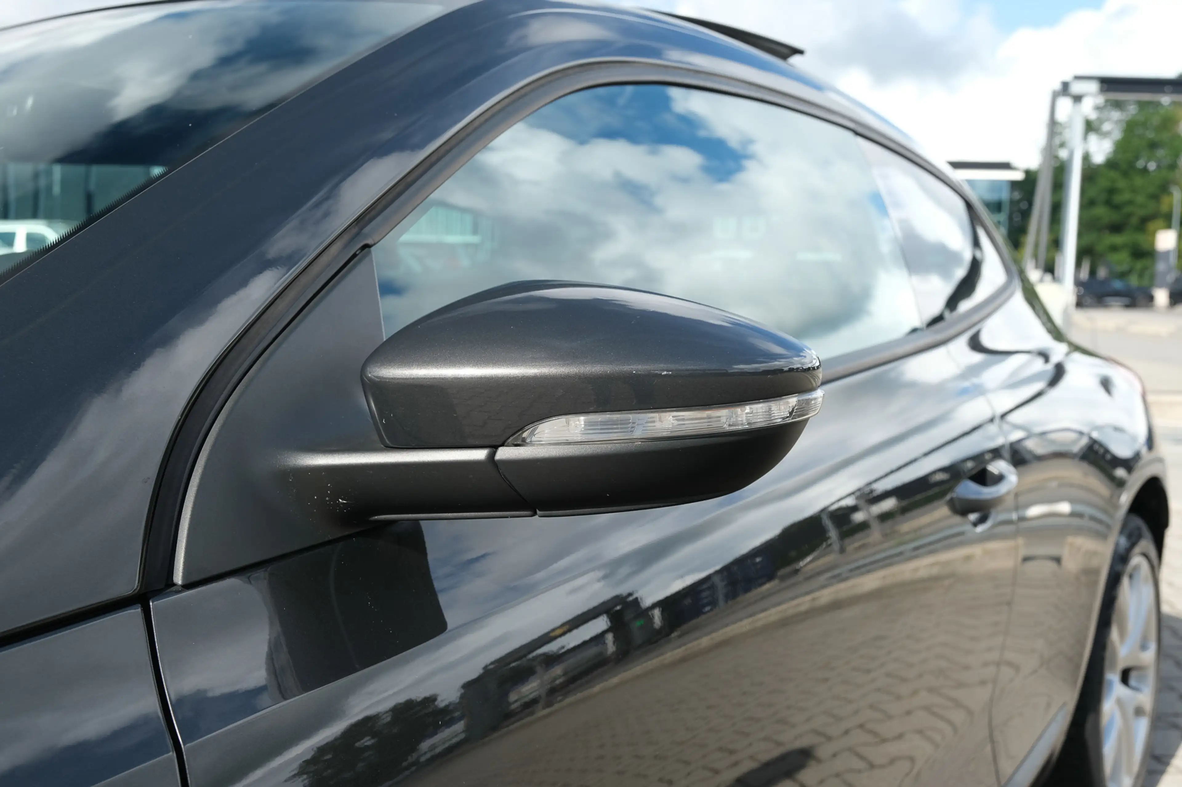 Volkswagen Scirocco 1.4 TSI Highline Plus — photo 24