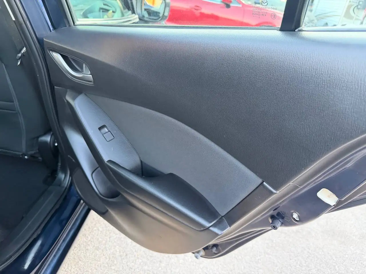 Mazda 3 снимка Mazda 3