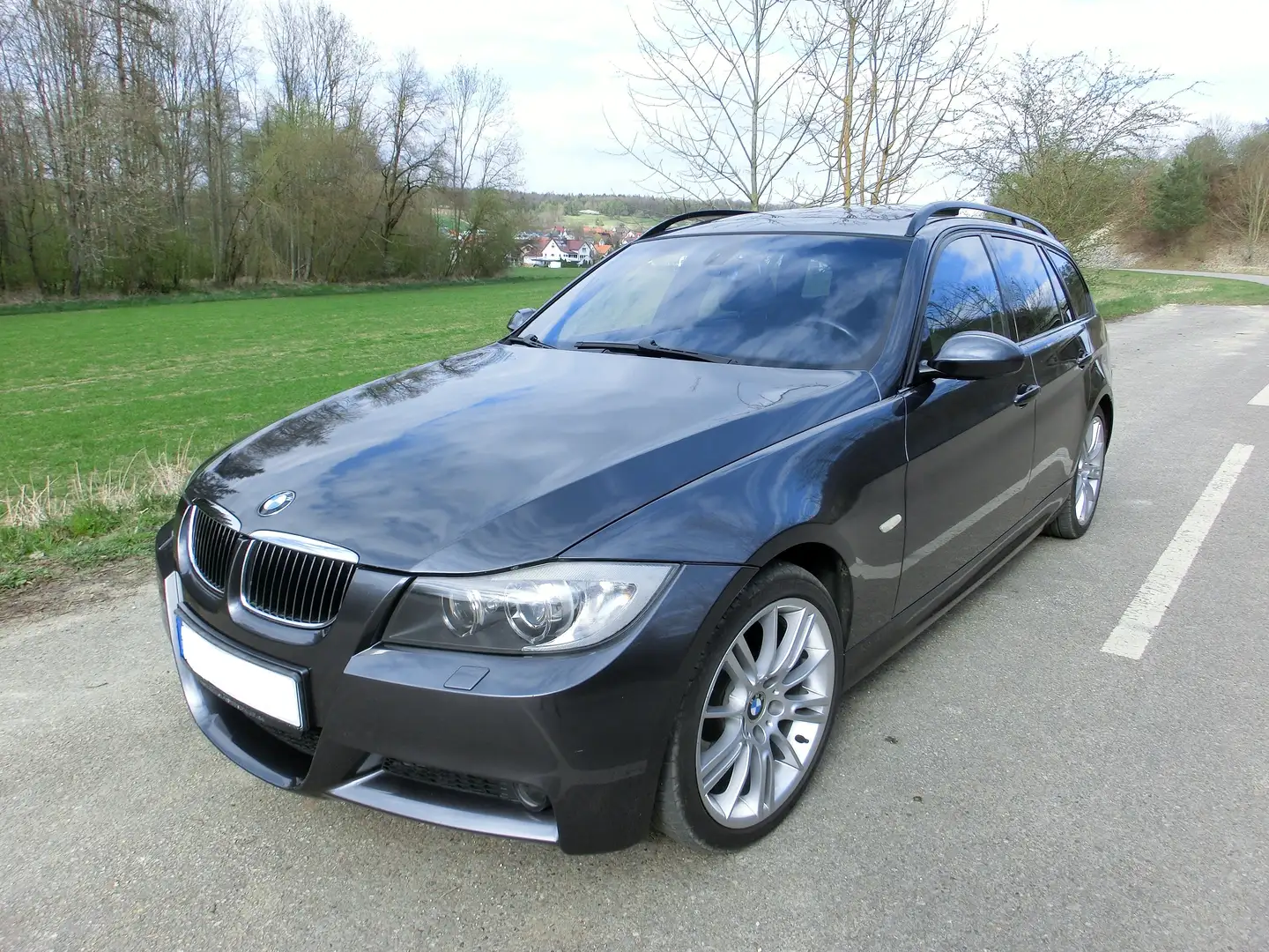 BMW 330 3er Touring 330xi Touring Grau - 1
