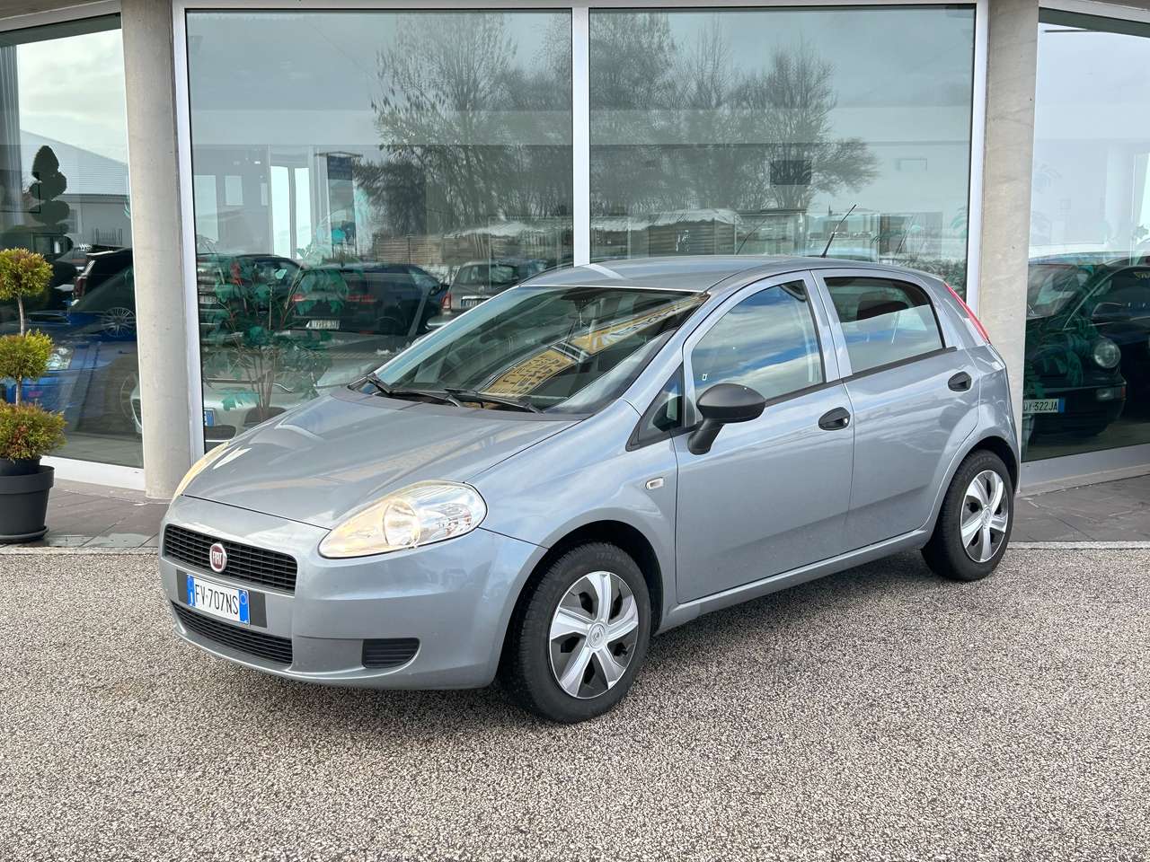 Fiat Grande Punto 5p 1.2  69cv "NEOPATENTATI"