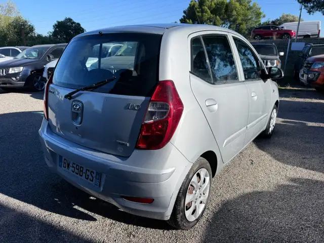 Hyundai I10 view 5