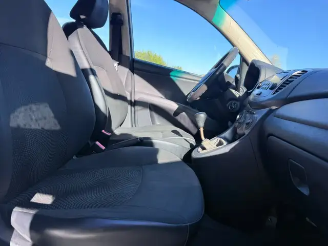 Hyundai I10 view 13