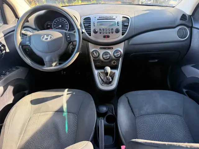 Hyundai I10 view 7