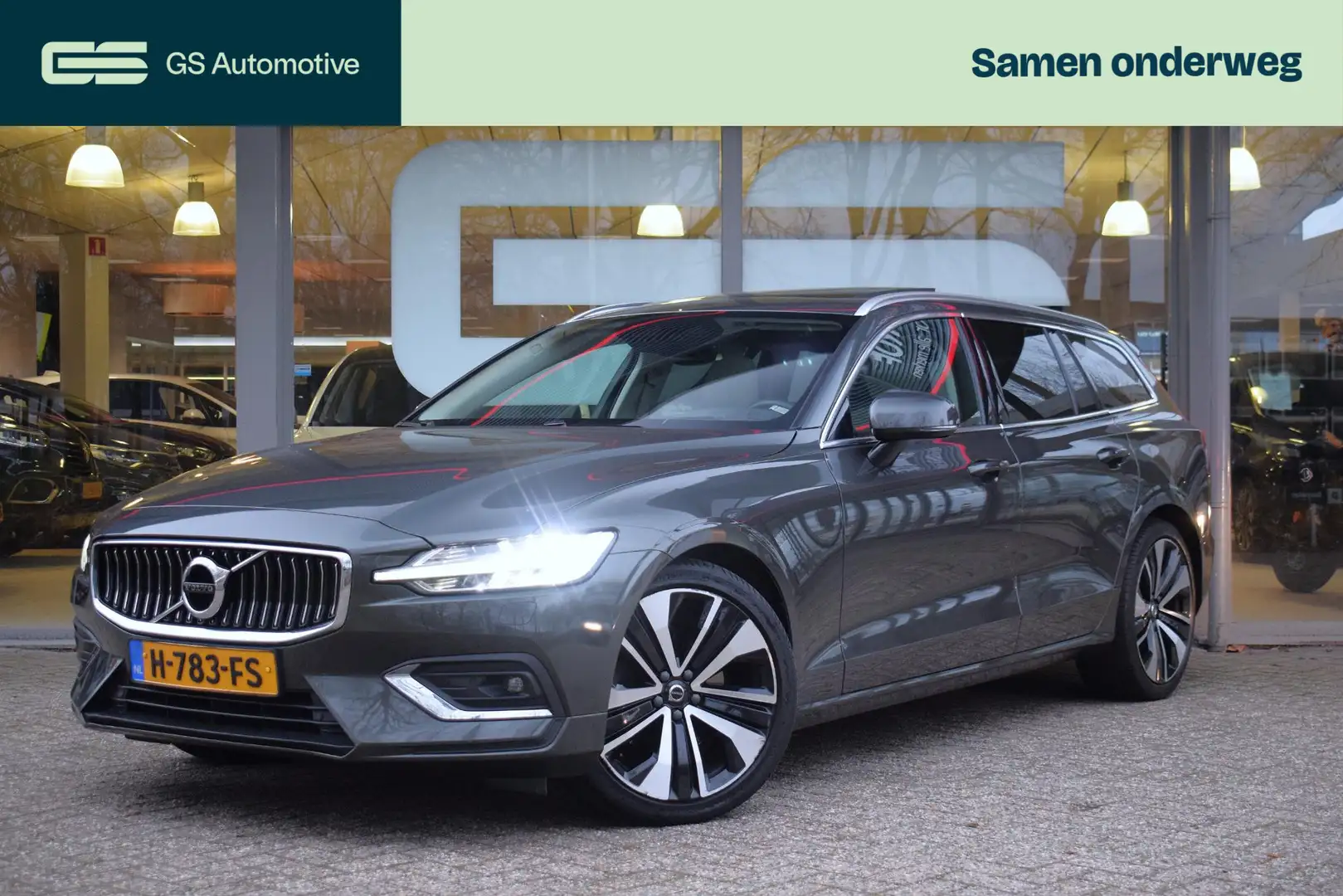Volvo V60 2.0 T4 Inscription met PANO LED HUD LEDER CARPLAY Grau - 1