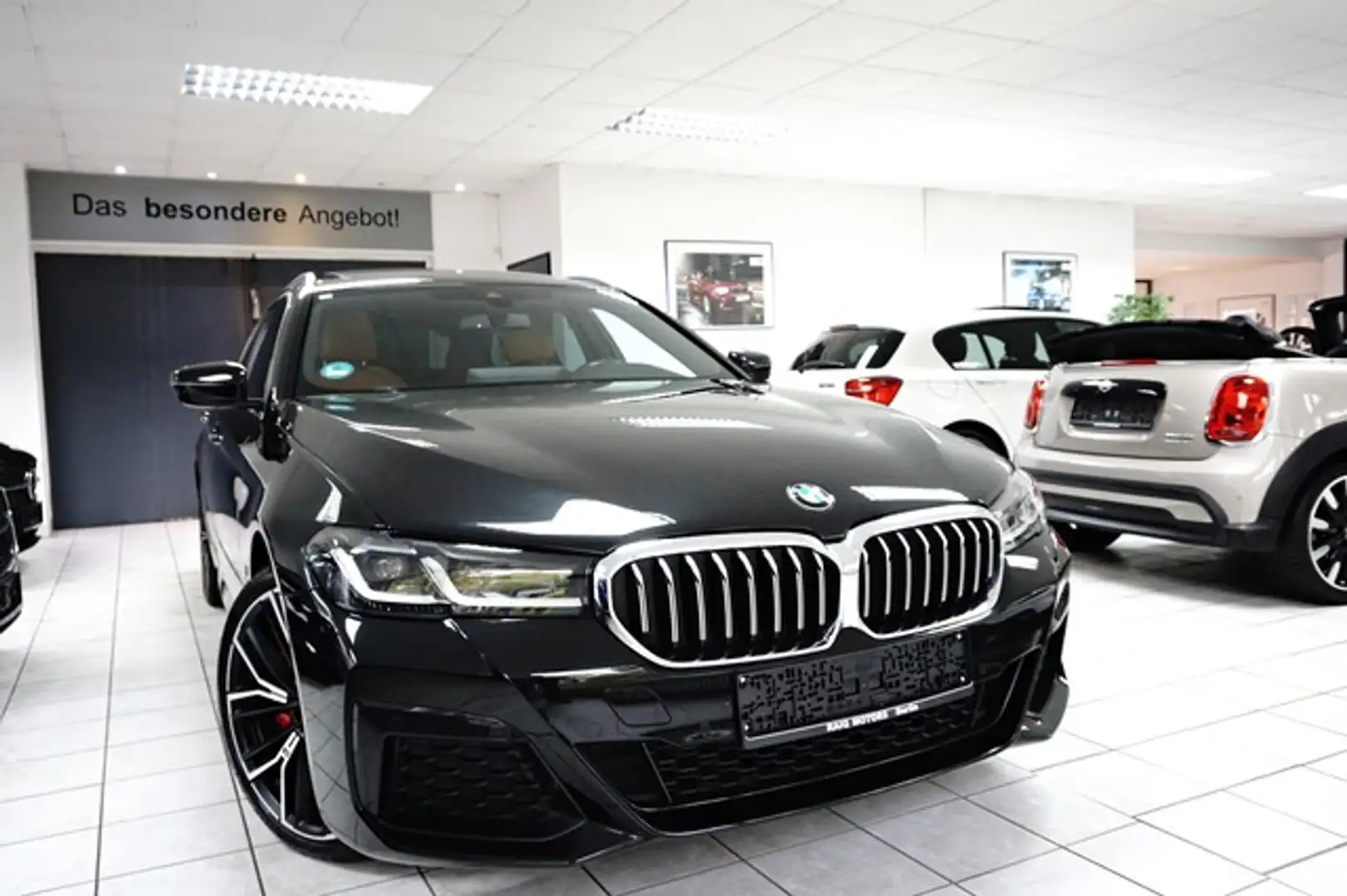 BMW 520 d Tour. M Sport LED MATRIX PANO ADAPTIV FW Negro - 1