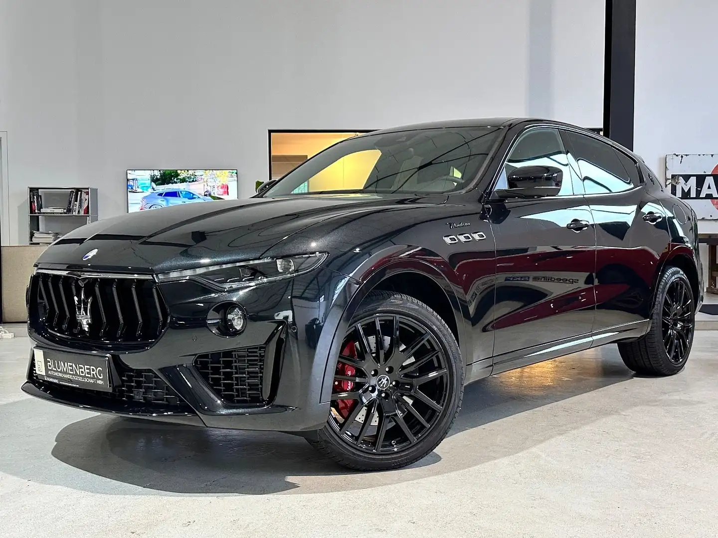 Maserati Levante Ultima Modena S *430 PS,Pano,Carbon,21" Schwarz - 1