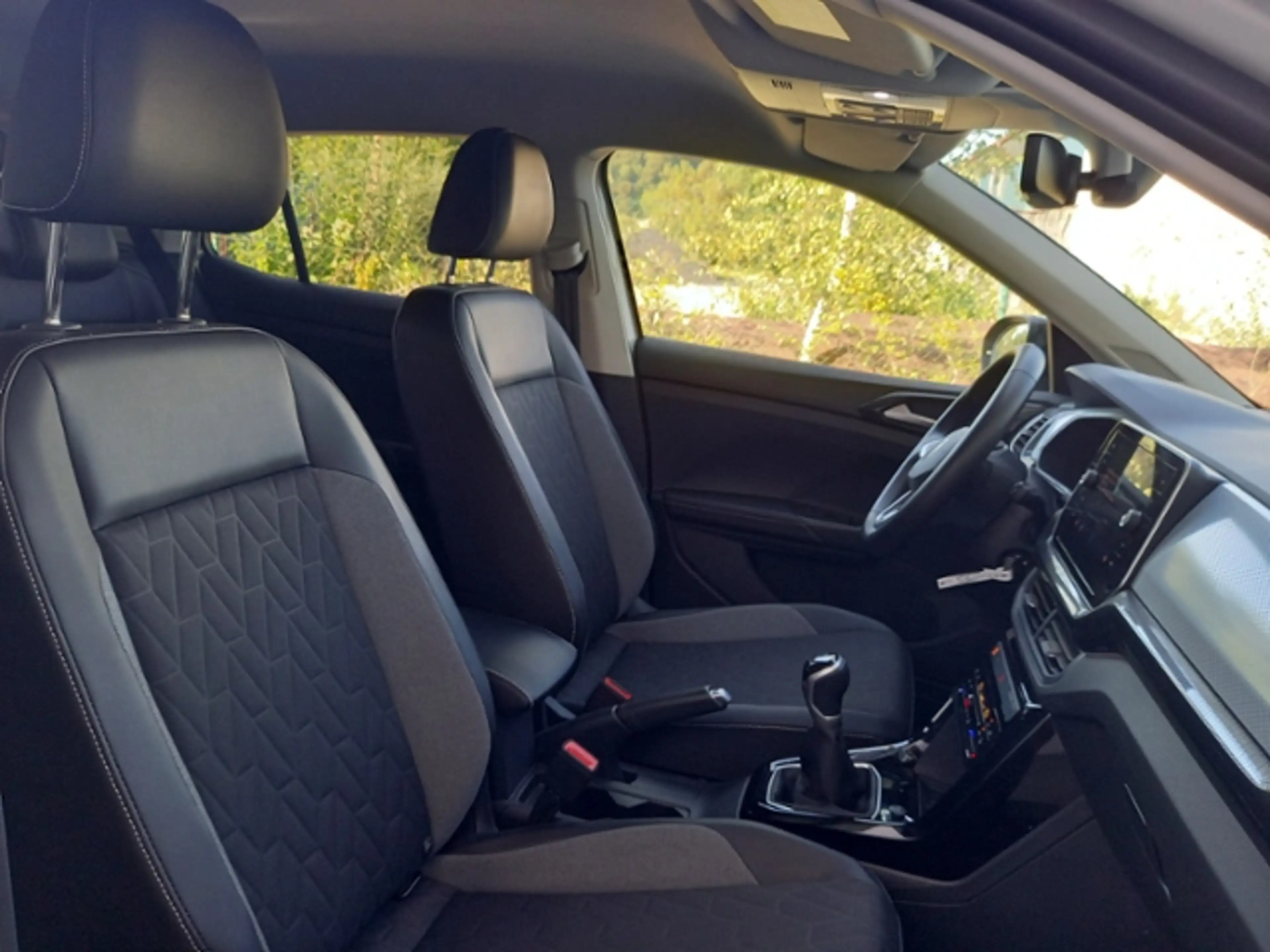 Volkswagen T-Cross GOAL ACC PDC SHZ CLIMATRONIC APP-CONNECT — photo 11