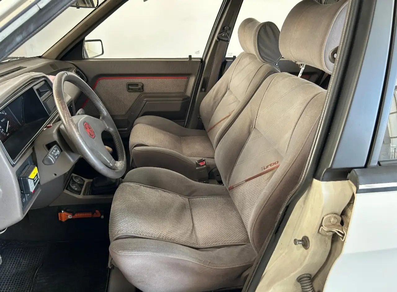 Austin Montego MG Turbo, foto 5