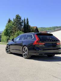 Volvo V90 D4 R-Design