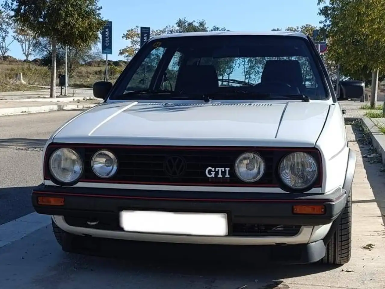 Volkswagen Golf GTI