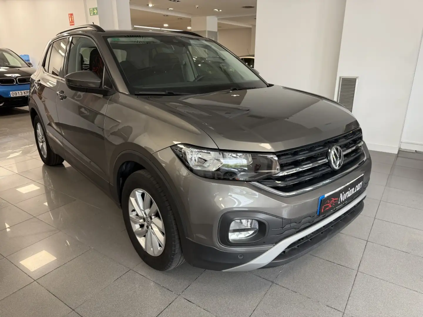 Volkswagen T-Cross 1.0 TSI Advance DSG7 85kW Grigio - 1