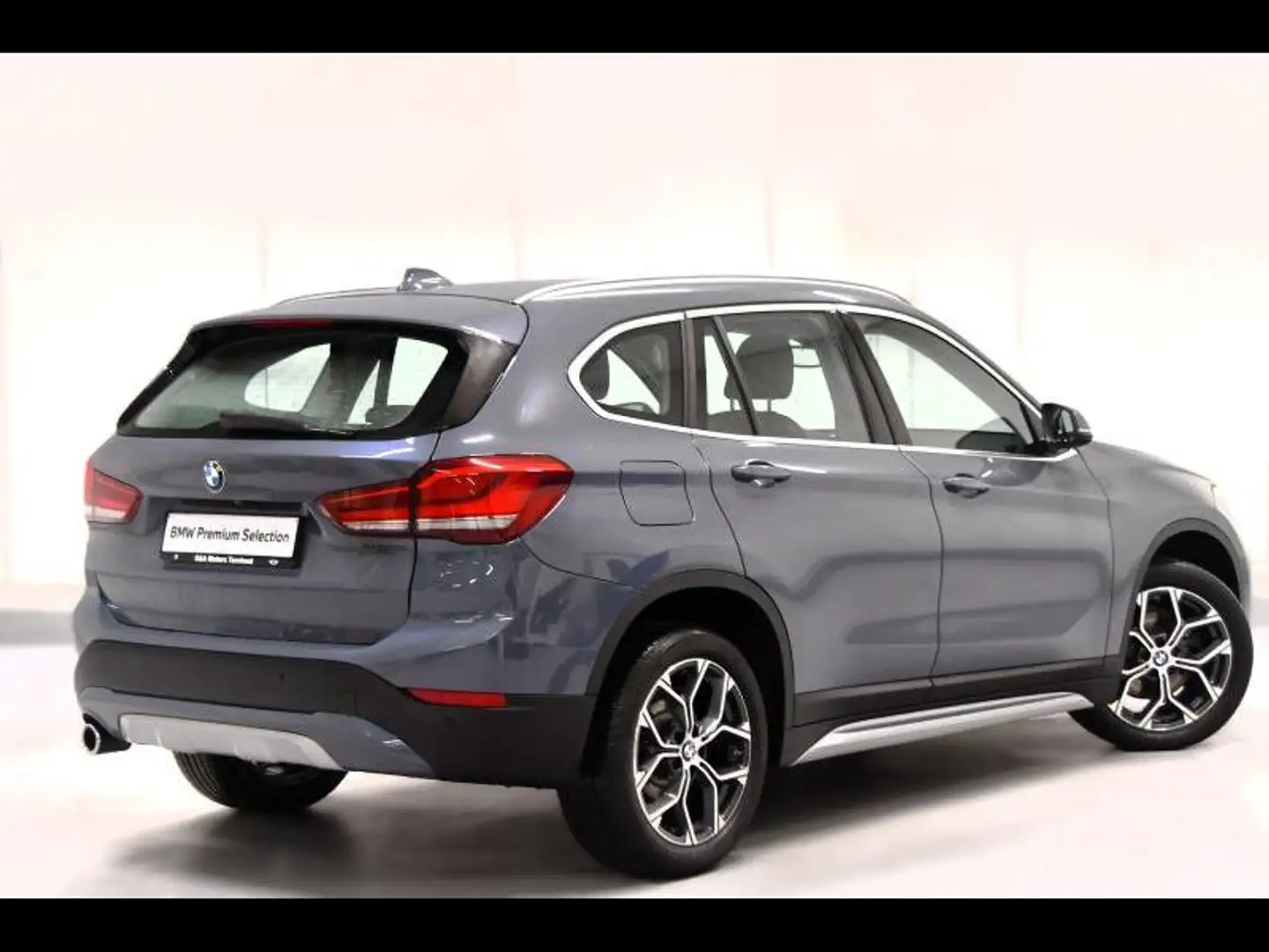 BMW X1 X LINE LED CAMERA NAVI LEDER Gris - 2