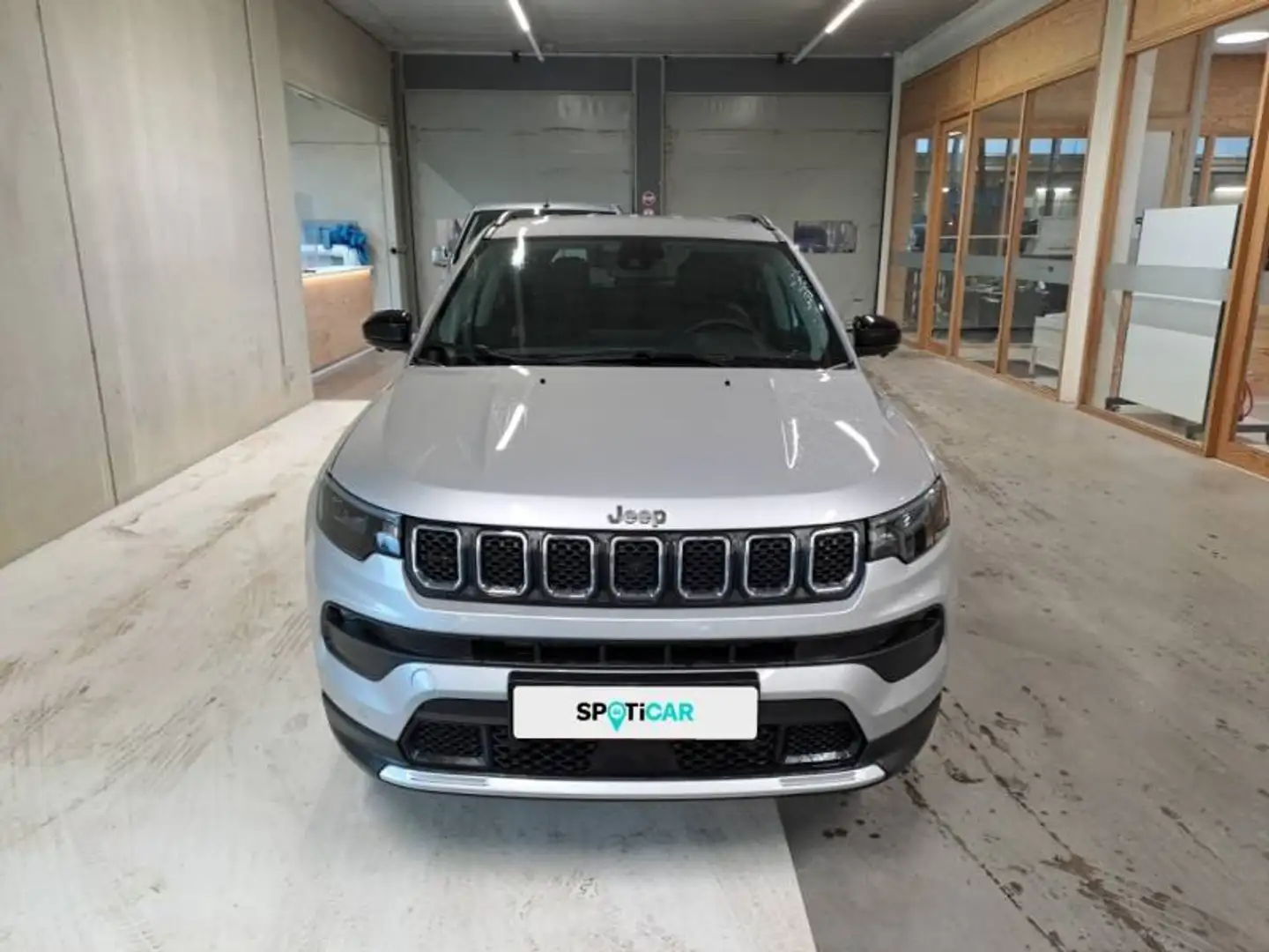 Jeep Compass 2 1.3 Turbo T4 130 4x2 MTX Limited Grijs - 2