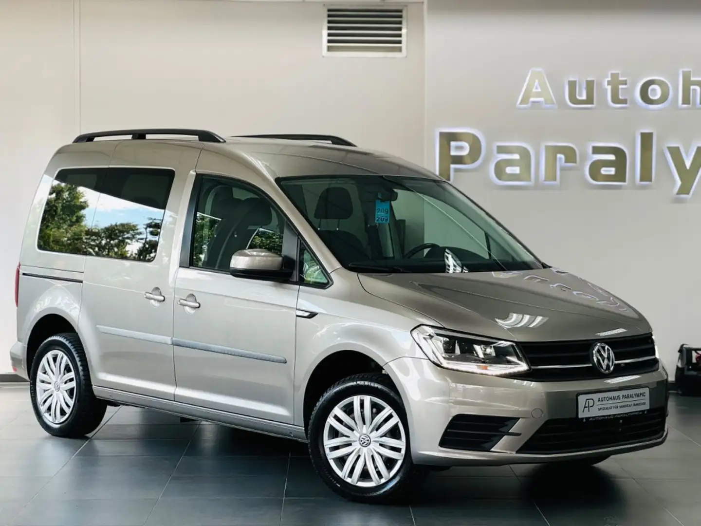 Volkswagen Caddy PKW BMT 1.4 TSI *XEN*SITZHZ*AHK*TEMPOM Beige - 1