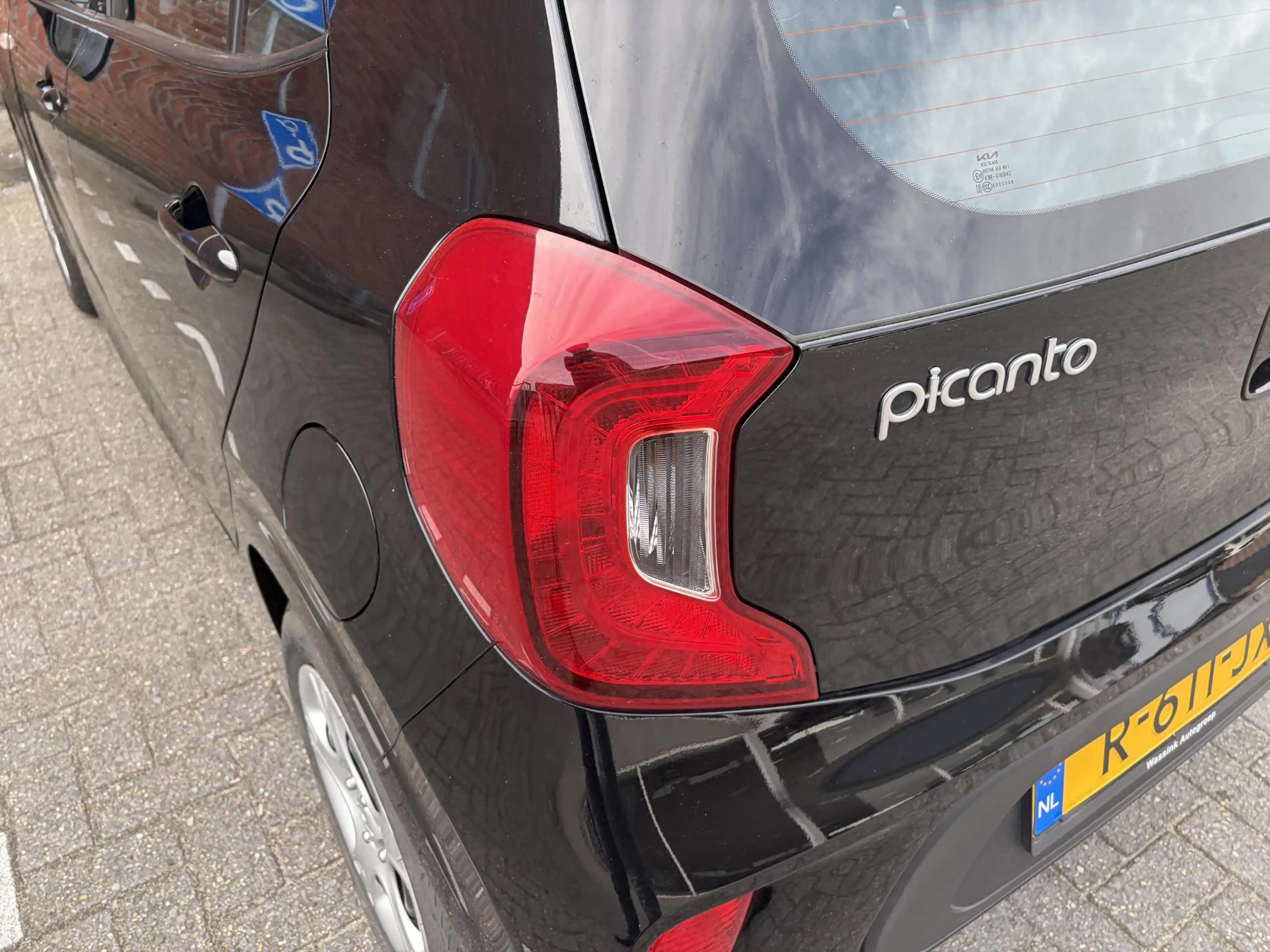 Kia Picanto 1.0 DPi ComfortLine I DAB radio I Airco I — photo 11